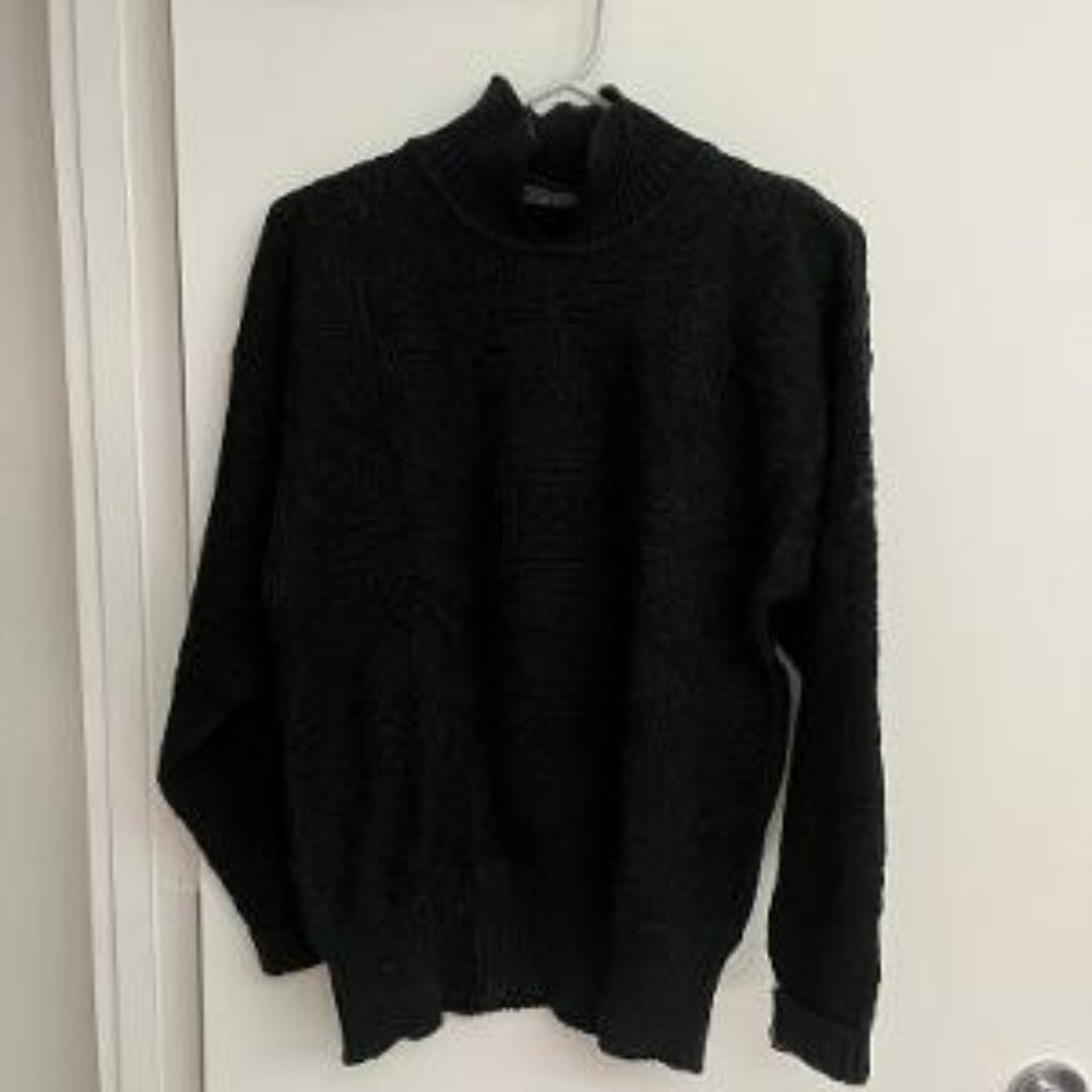 Demetre Womens Ski Sweater Size Medium Black 30% Wool 70%Acrylic